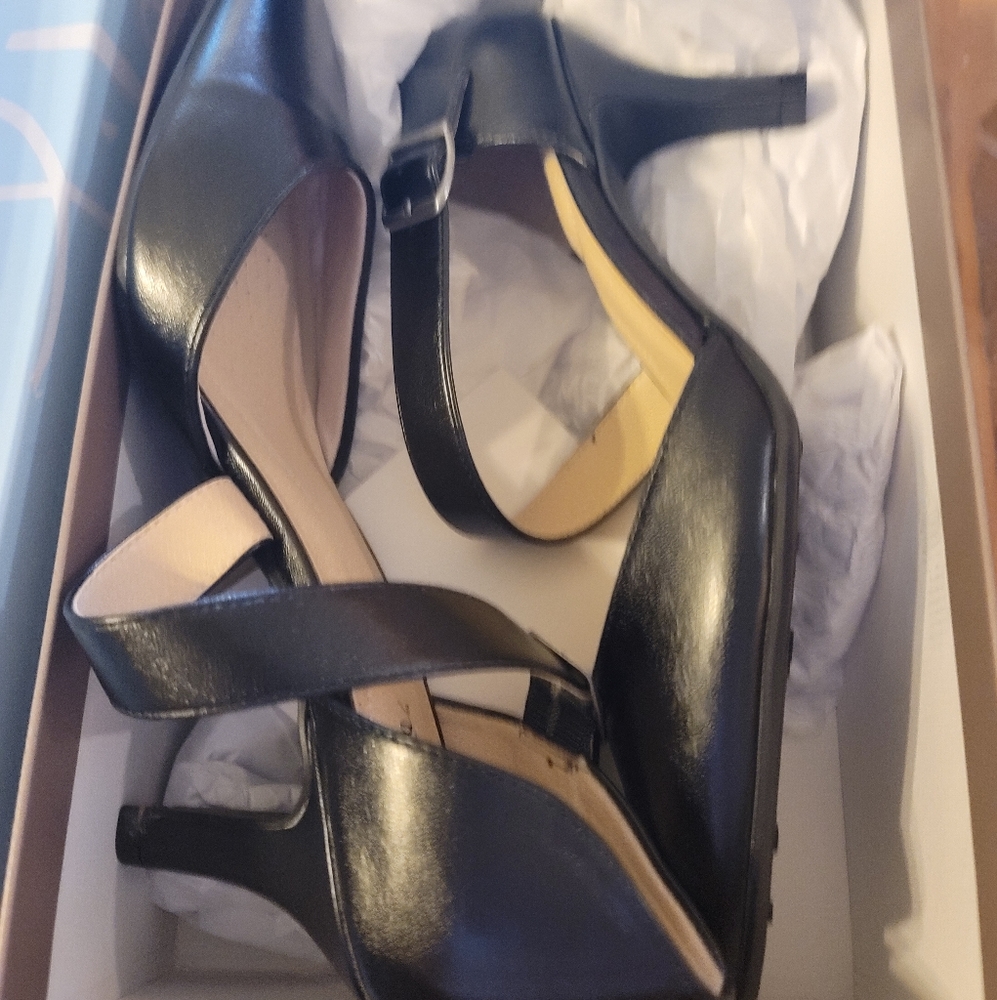 Life Stride black heels sz 8